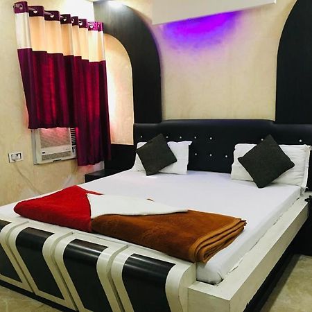 Hotel Natraj 瑟瑟拉姆 外观 照片