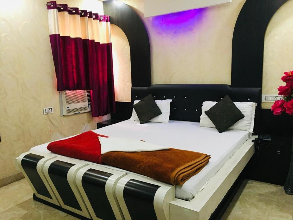 Hotel Natraj 瑟瑟拉姆 外观 照片