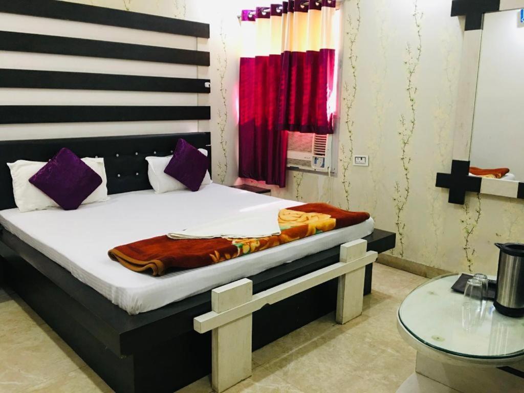 Hotel Natraj 瑟瑟拉姆 外观 照片
