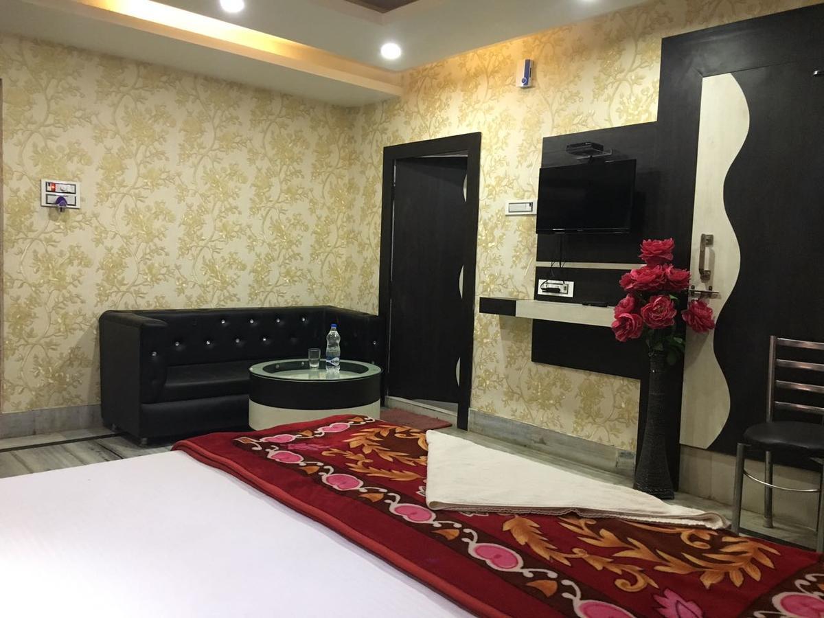 Hotel Natraj 瑟瑟拉姆 外观 照片