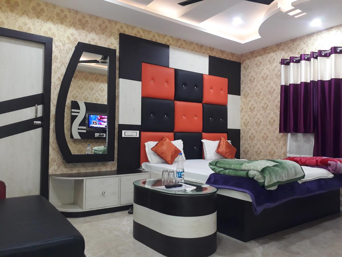 Hotel Natraj 瑟瑟拉姆 外观 照片