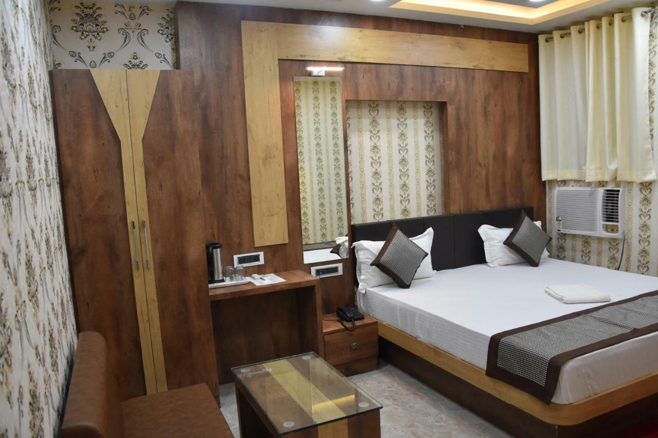 Hotel Natraj 瑟瑟拉姆 外观 照片